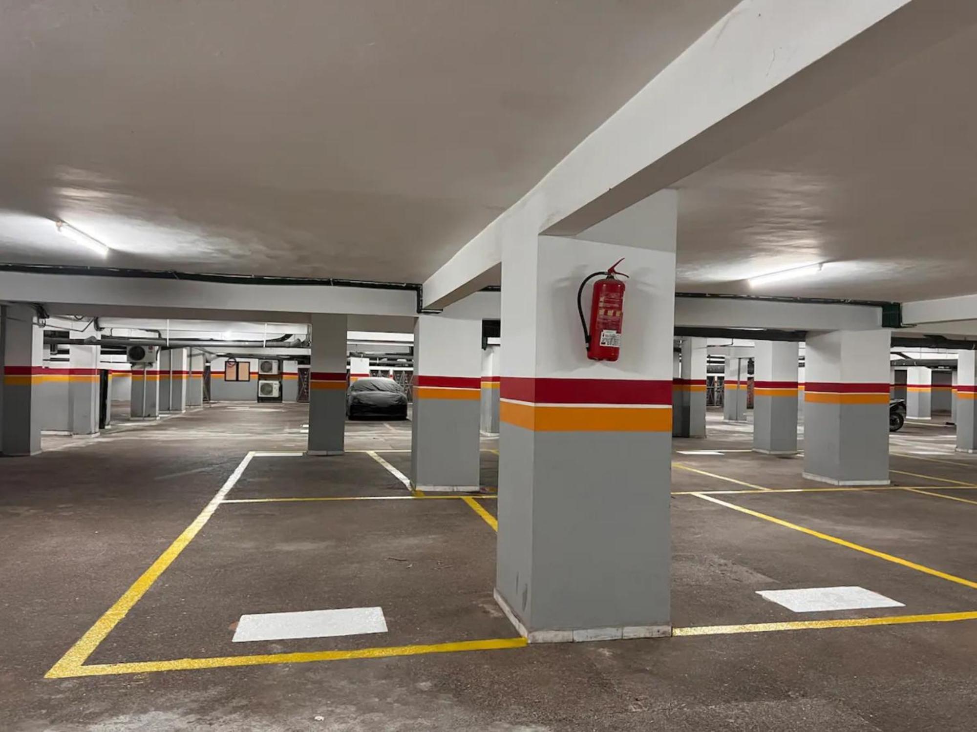 C-Appartement De Luxe Plein Centre De Gueliz Avec Piscine Parking Wifi Netflix Marrakesh Eksteriør billede