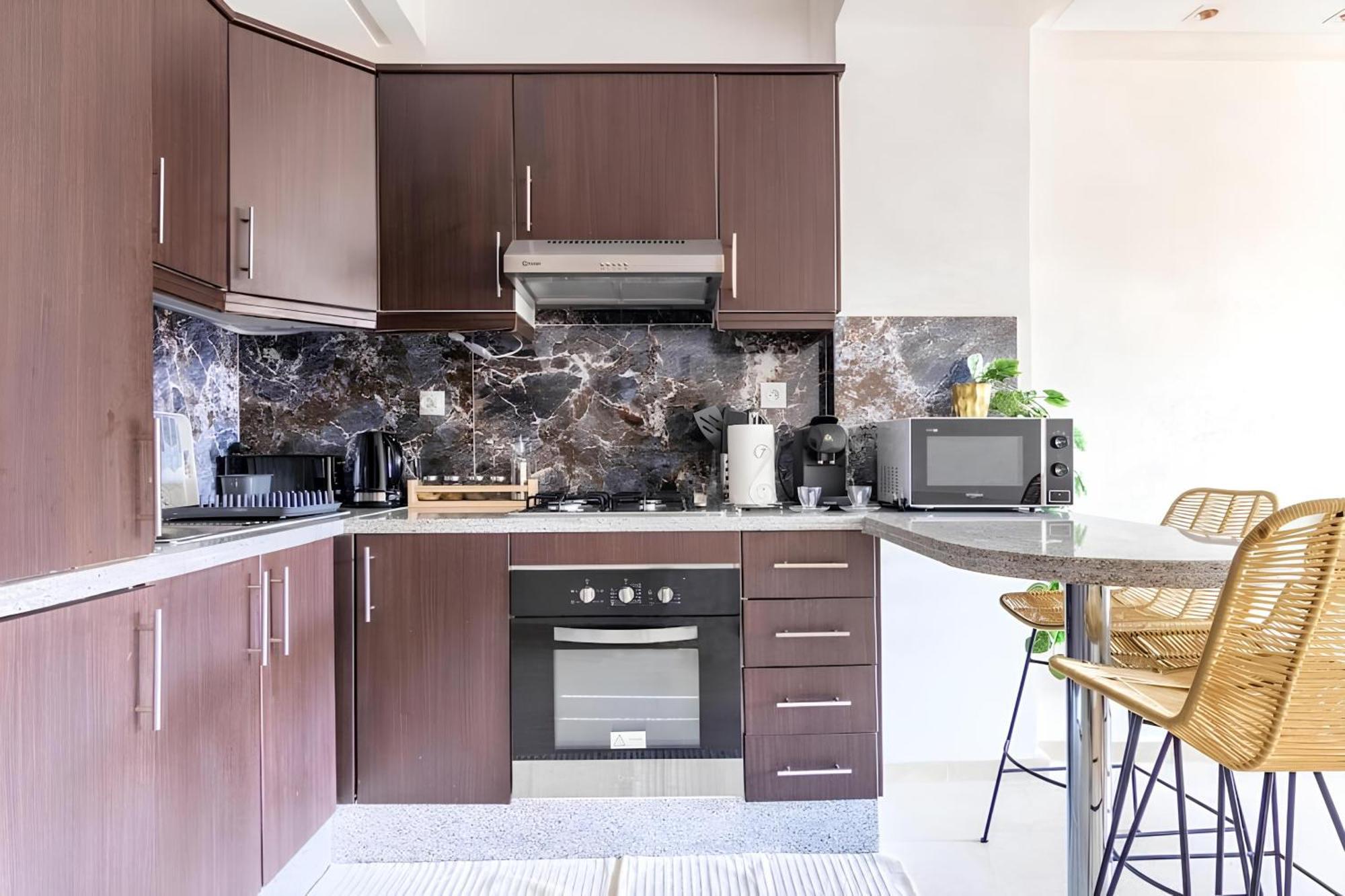 C-Appartement De Luxe Plein Centre De Gueliz Avec Piscine Parking Wifi Netflix Marrakesh Eksteriør billede