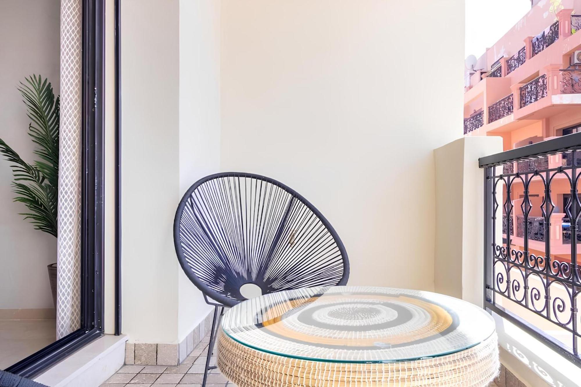 C-Appartement De Luxe Plein Centre De Gueliz Avec Piscine Parking Wifi Netflix Marrakesh Eksteriør billede