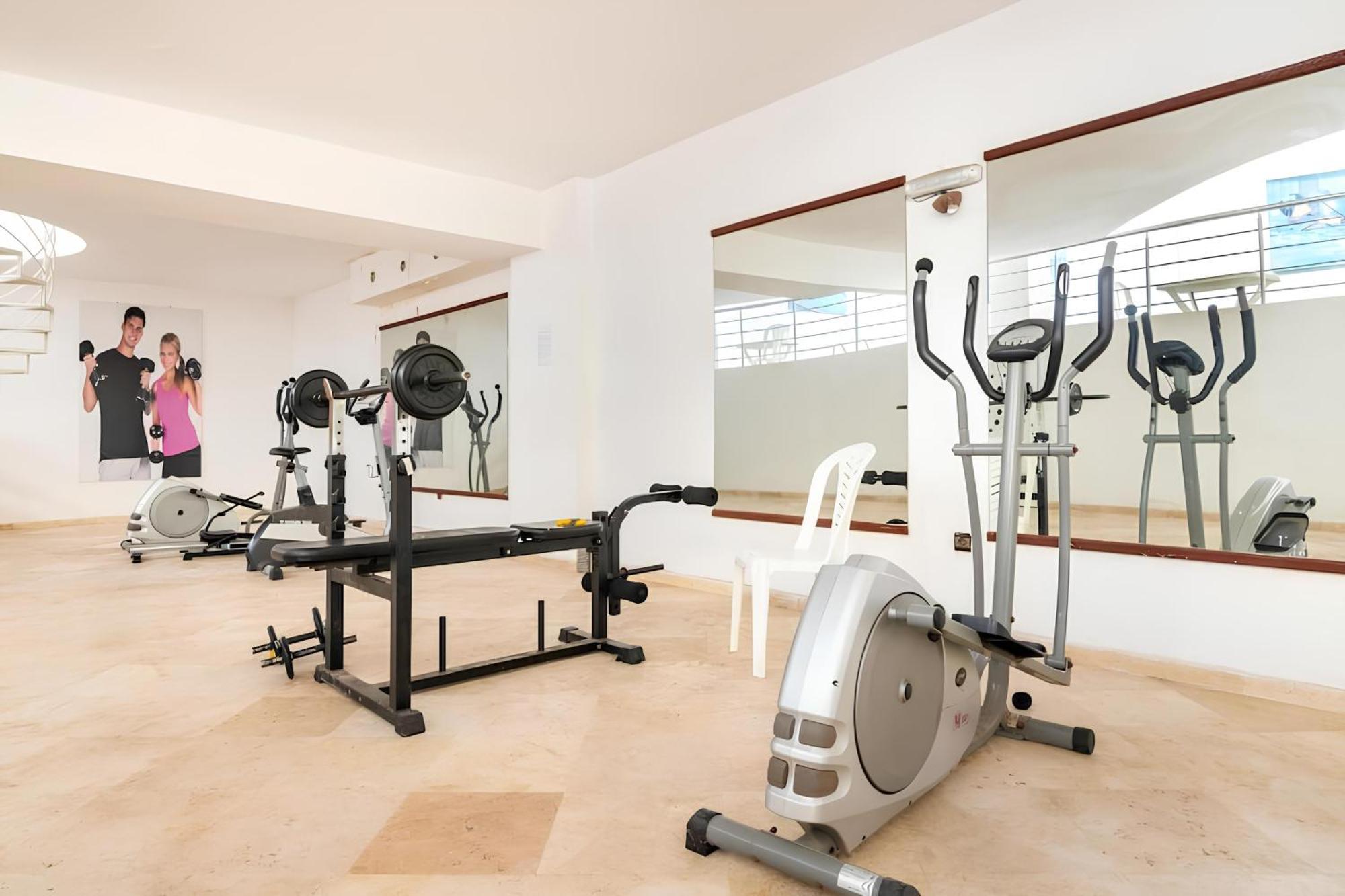 C-Appartement De Luxe Plein Centre De Gueliz Avec Piscine Parking Wifi Netflix Marrakesh Eksteriør billede